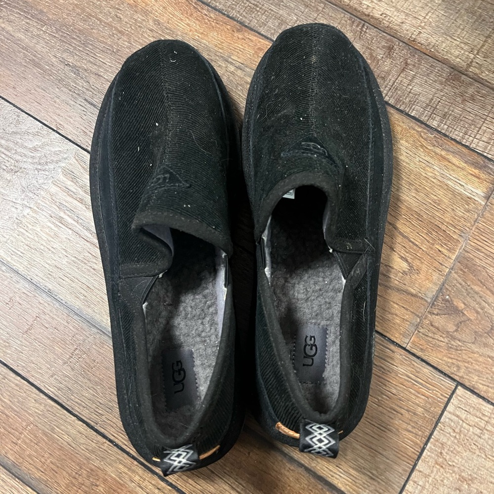 UGG Black Slip-On Loafers with Suede Finish - Picture 2 of 5